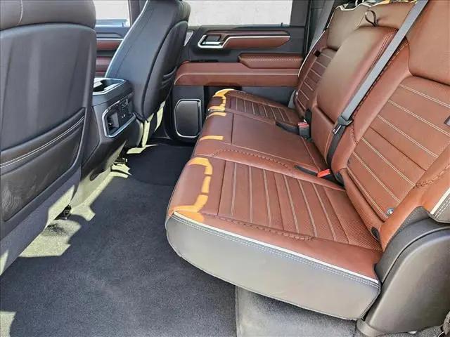 2026 GMC Sierra 3500HD Crew Cab, Long Bed, Denali Ultimate Dual Rear Wheel, 4WD