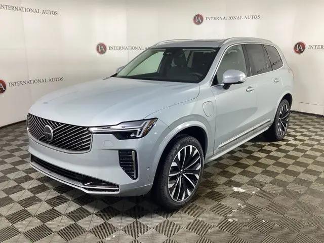 2026 Volvo XC90 Plug-In Hybrid Plus, T8 AWD, Electric/Gasoline, Bright, 7 Seats for sale in Tinley Park, IL