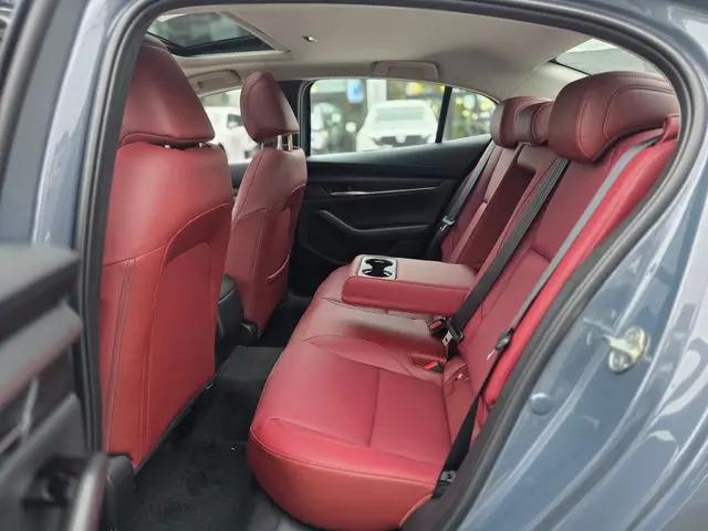 2026 Mazda Mazda3 2.5 S Carbon Edition