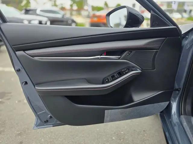 2026 Mazda Mazda3 2.5 S Carbon Edition