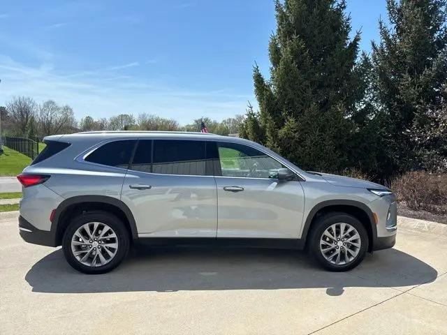 2025 Buick Enclave Preferred FWD