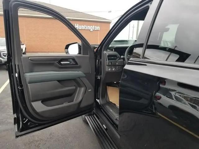 2026 GMC Yukon XL 4WD AT4