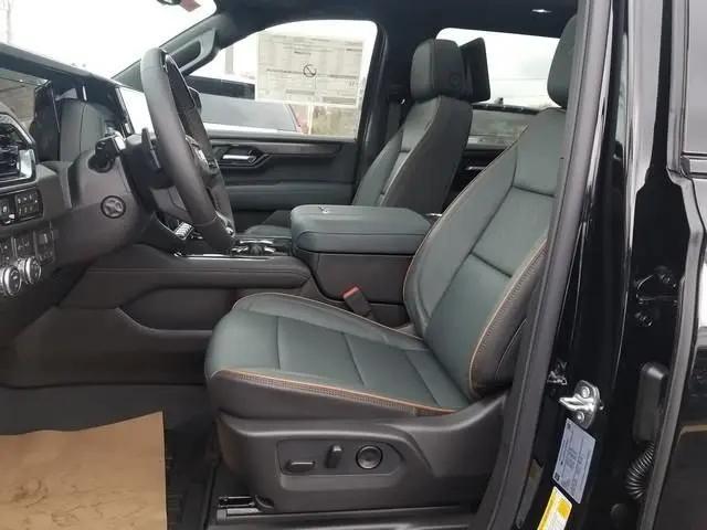 2026 GMC Yukon XL 4WD AT4