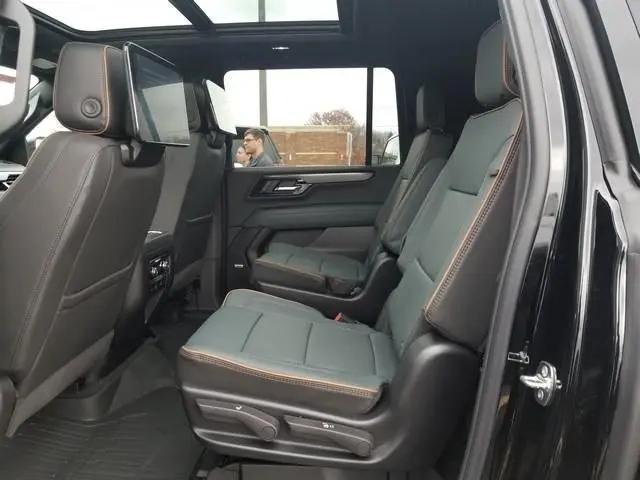 2026 GMC Yukon XL 4WD AT4