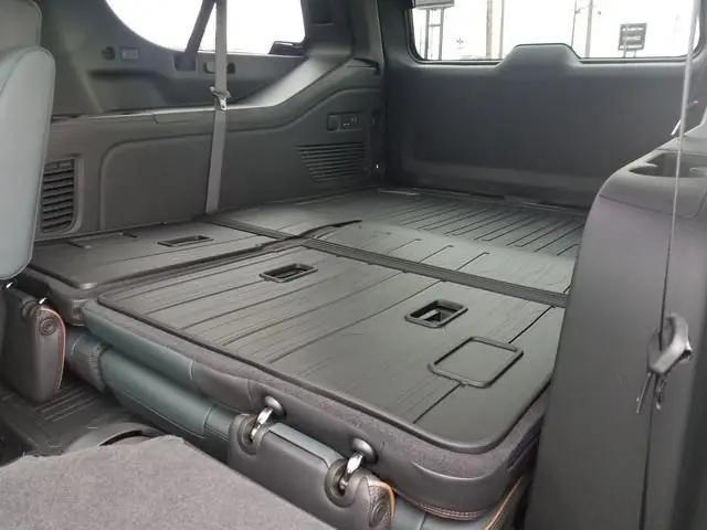 2026 GMC Yukon XL 4WD AT4