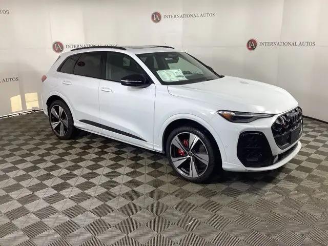 2025 Audi SQ5 Premium Plus TFSI quattro S tronic