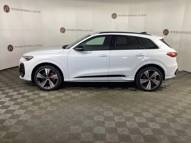 2025 Audi SQ5 Premium Plus TFSI quattro S tronic