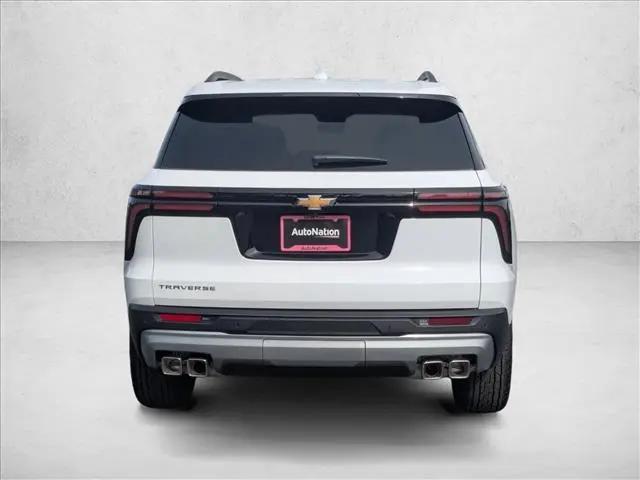 2026 Chevrolet Traverse FWD LT