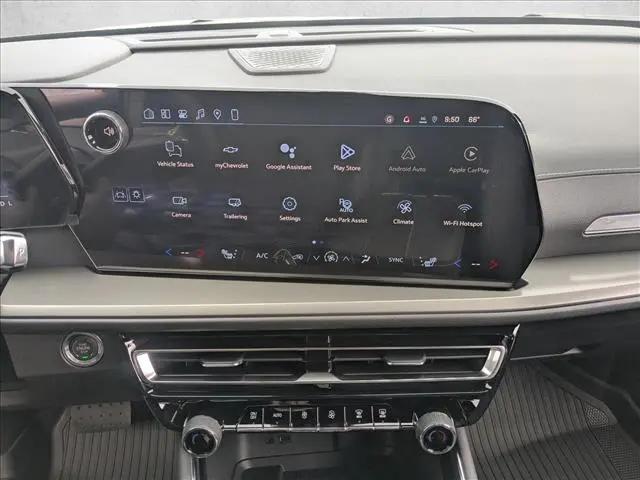 2026 Chevrolet Traverse FWD LT