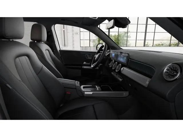 2026 Mercedes-Benz GLB 4MATIC