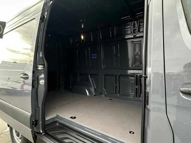 2026 Mercedes-Benz Sprinter 2500 Standard Roof 4-Cyl Diesel HO
