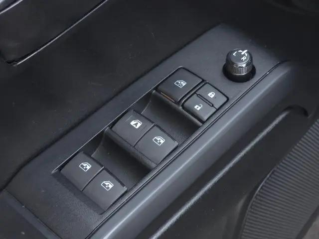 2021 Toyota Tacoma SR V6