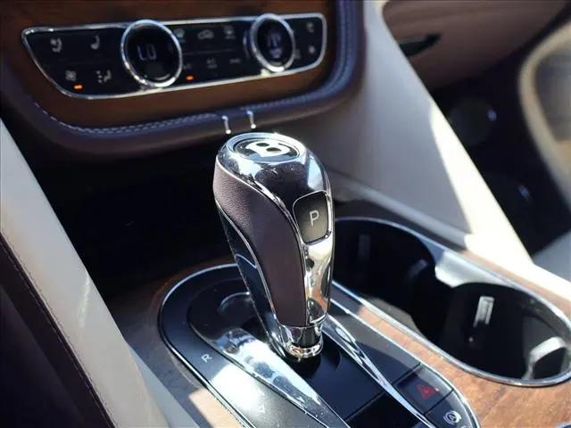 2023 Bentley Bentayga Azure