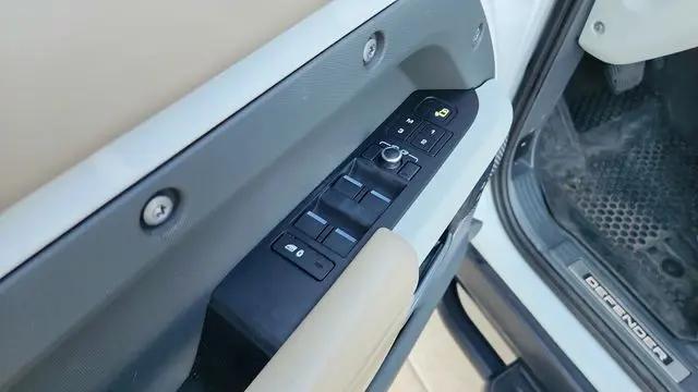 2022 Land Rover Defender 110 X-Dynamic HSE