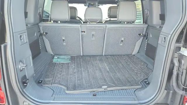2022 Land Rover Defender 110 X-Dynamic HSE