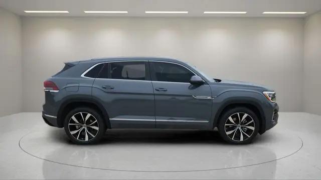 2026 Volkswagen Atlas Cross Sport SEL Premium R-Line