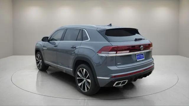 2026 Volkswagen Atlas Cross Sport SEL Premium R-Line