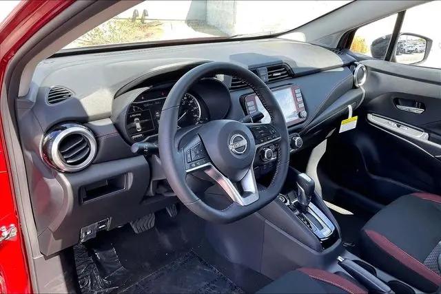 2025 Nissan Versa 1.6 SR