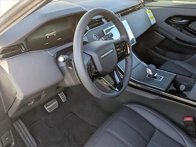 2026 Land Rover Range Rover Evoque Dynamic SE