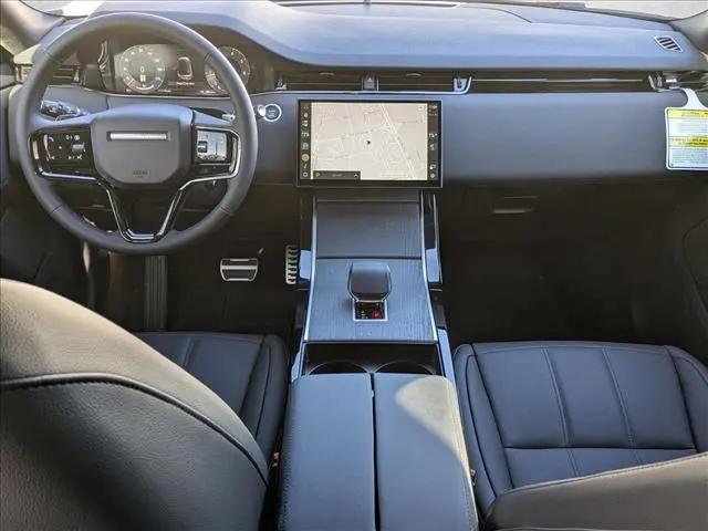 2026 Land Rover Range Rover Evoque Dynamic SE