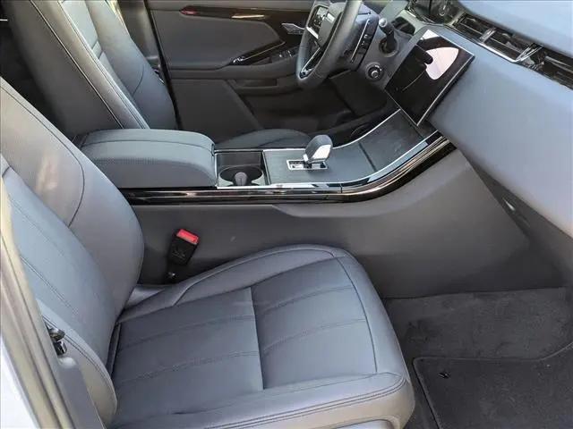 2026 Land Rover Range Rover Evoque Dynamic SE