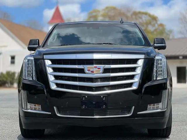 2018 Cadillac Escalade Luxury