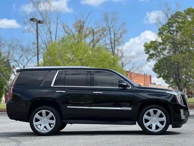 2018 Cadillac Escalade Luxury