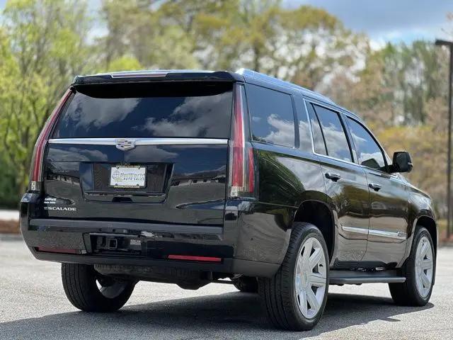 2018 Cadillac Escalade Luxury