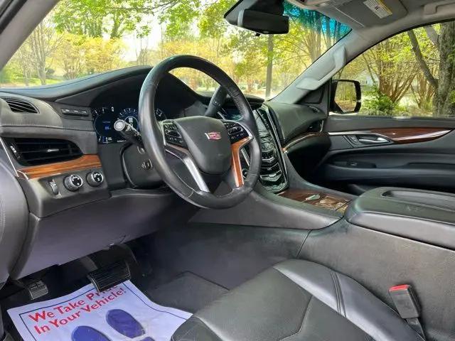 2018 Cadillac Escalade Luxury