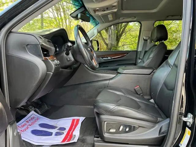 2018 Cadillac Escalade Luxury