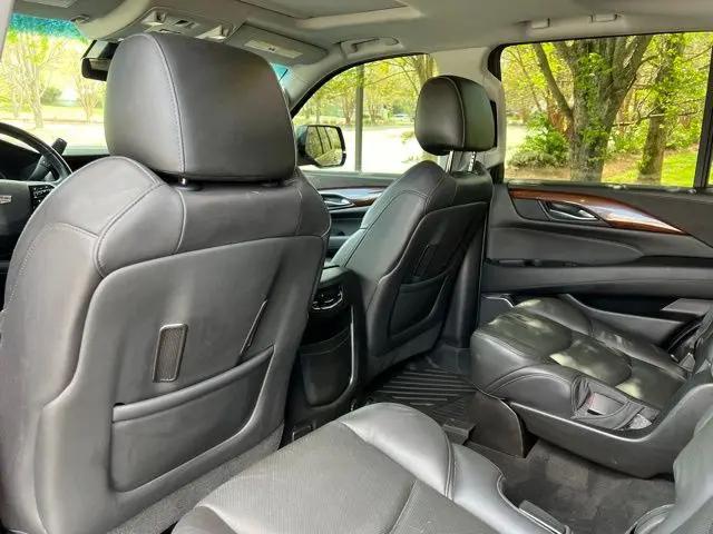 2018 Cadillac Escalade Luxury