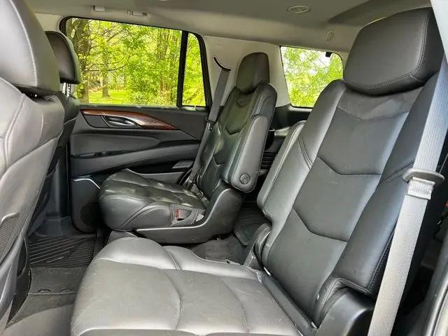 2018 Cadillac Escalade Luxury