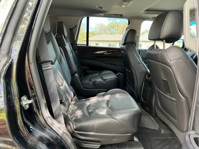 2018 Cadillac Escalade Luxury