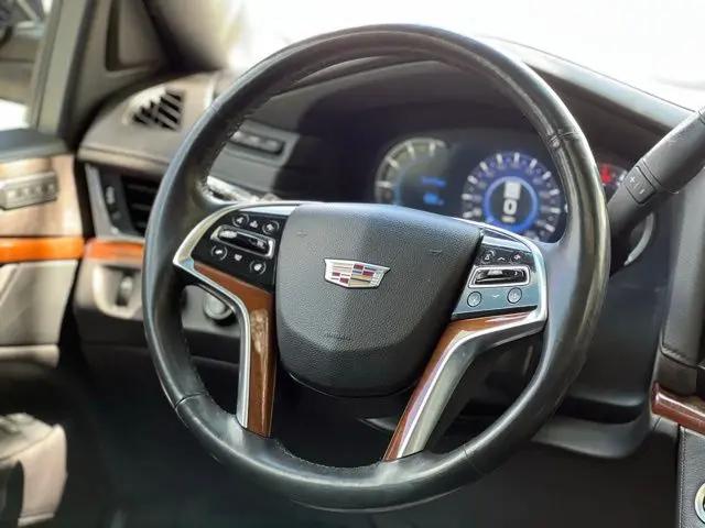 2018 Cadillac Escalade Luxury