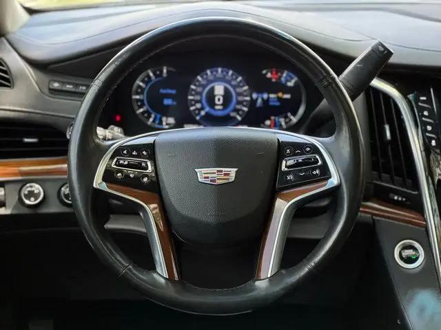 2018 Cadillac Escalade Luxury