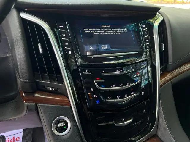 2018 Cadillac Escalade Luxury