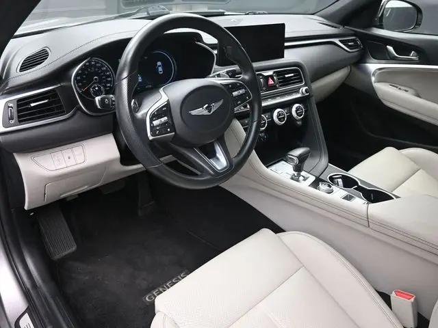 2023 Genesis G70 2.0T RWD