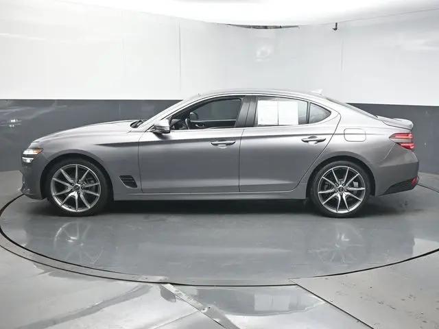 2023 Genesis G70 2.0T RWD