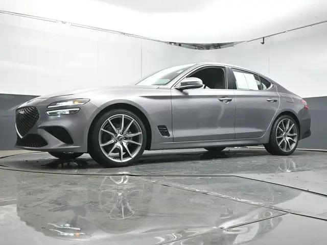 2023 Genesis G70 2.0T RWD