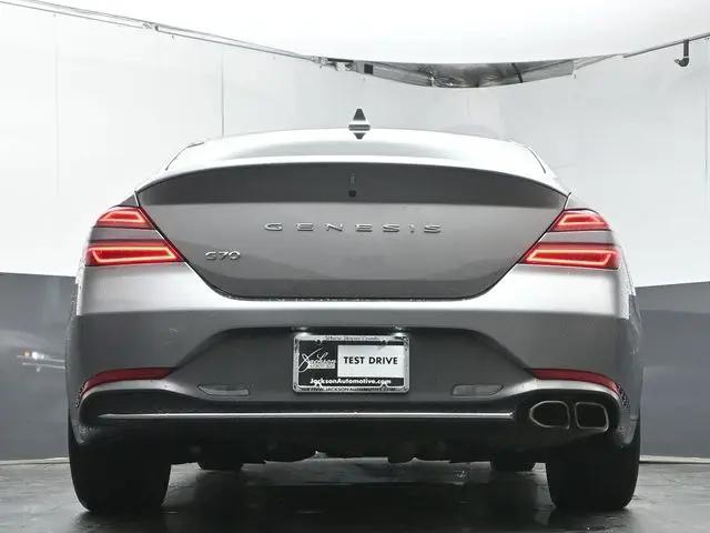 2023 Genesis G70 2.0T RWD