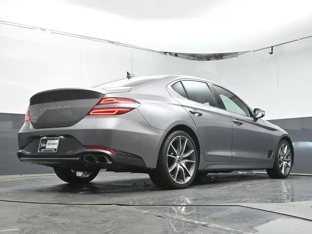 2023 Genesis G70 2.0T RWD