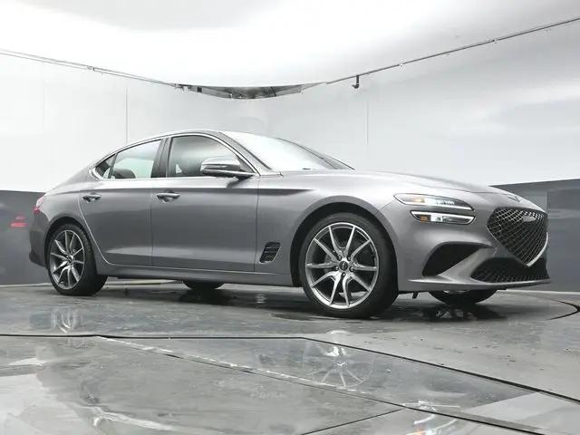 2023 Genesis G70 2.0T RWD