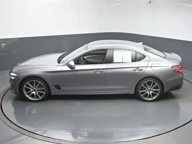 2023 Genesis G70 2.0T RWD