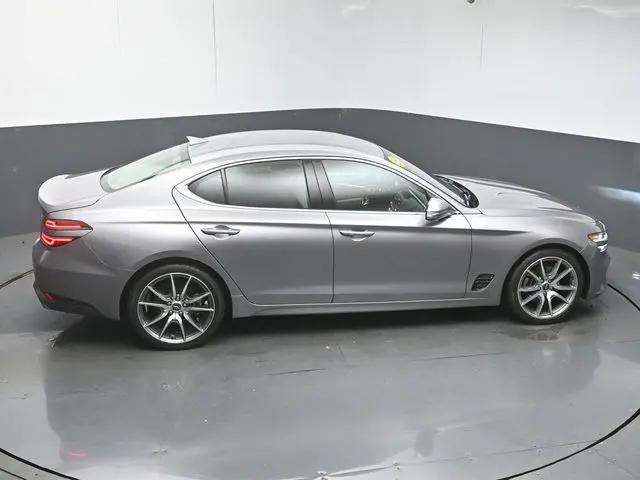 2023 Genesis G70 2.0T RWD