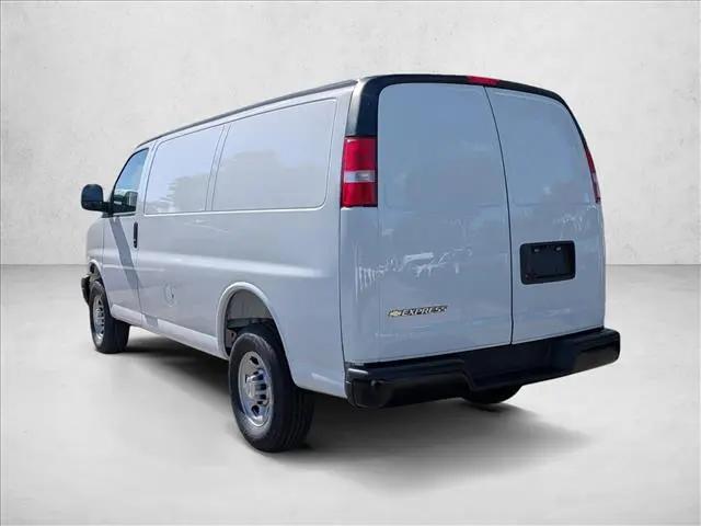 2026 Chevrolet Express Cargo Van 2500 Regular Wheelbase, WT, RWD