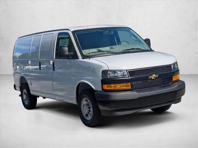 2026 Chevrolet Express Cargo Van 2500 Regular Wheelbase, WT, RWD