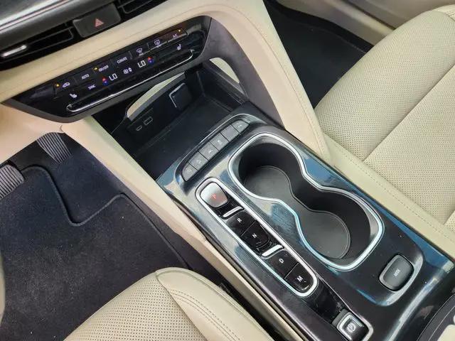 2023 Buick Envision Essence AWD