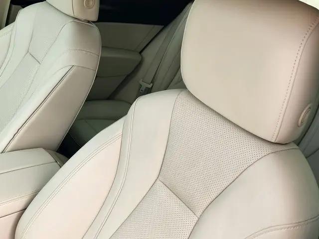 2023 Buick Envision Essence AWD