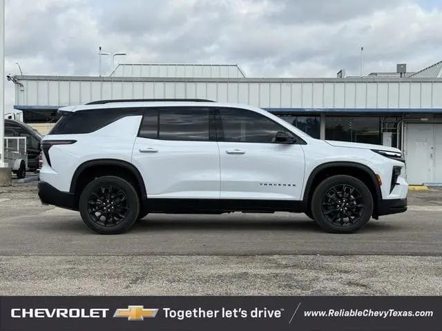 2026 Chevrolet Traverse FWD LT