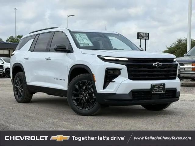 2026 Chevrolet Traverse FWD LT
